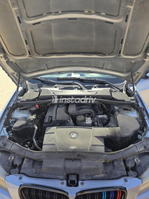 BMW 320 2009 Cyan Automatic Used for Sale in 6 October - 5