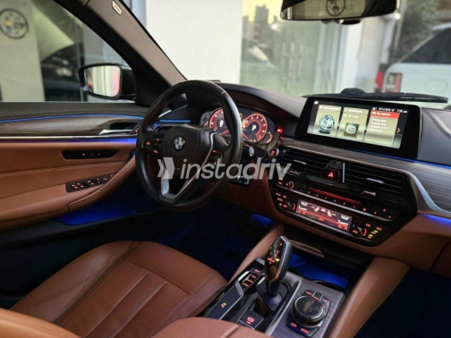 BMW 520 2018 Black Automatic Used for Sale in Nasr city - 3