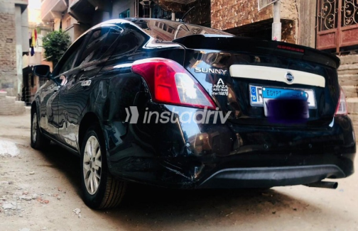 Nissan Sunny 2018 White Automatic Used for Sale in Greater Cairo ( Cairo + Giza) - 5