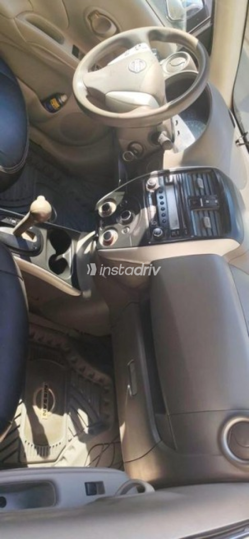 Nissan Sunny 2018 White Automatic Used for Sale in Greater Cairo ( Cairo + Giza) - 9