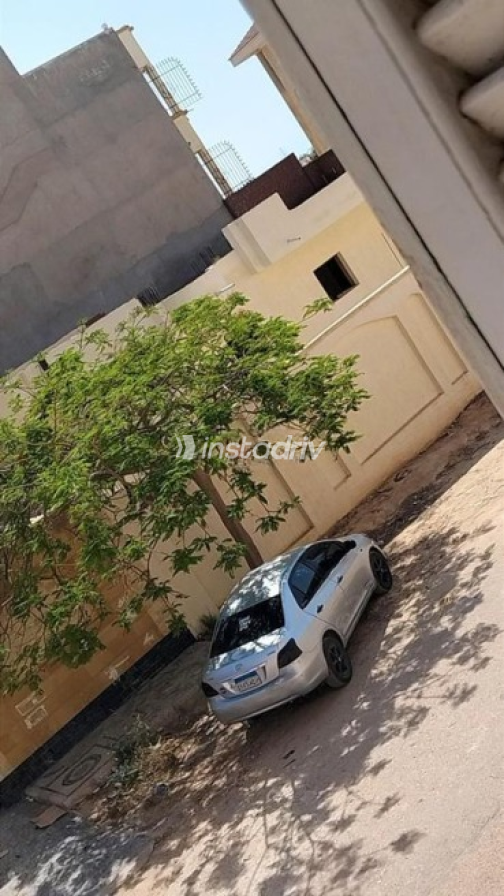 Toyota Yaris 2009 Silver Manual Used for Sale in Alexandria - 5