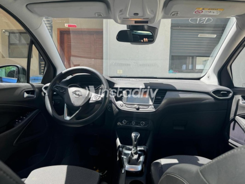 Opel Crossland 2022 White Automatic Used for Sale in Greater Cairo ( Cairo + Giza) - 6