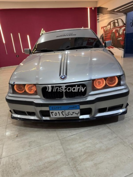 BMW 325 1994 Silver Manual Used for Sale in Beheira - 1