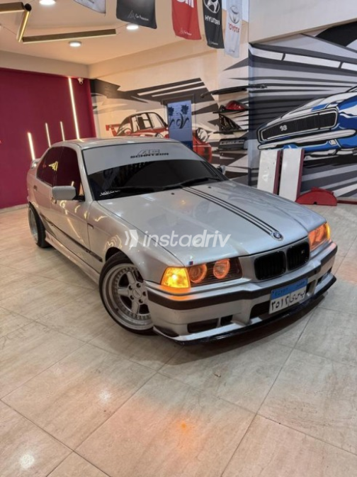 BMW 325 1994 Silver Manual Used for Sale in Beheira - 3