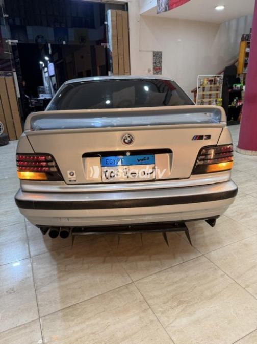 BMW 325 1994 Silver Manual Used for Sale in Beheira - 10