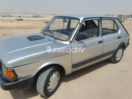 فيات 127 1984 فضي يدوي مستعملة للبيع في مدينه السلام - 1