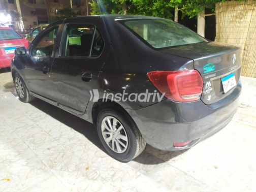 Renault Logan 2019 White Automatic Used for Sale in Greater Cairo ( Cairo + Giza) - 1