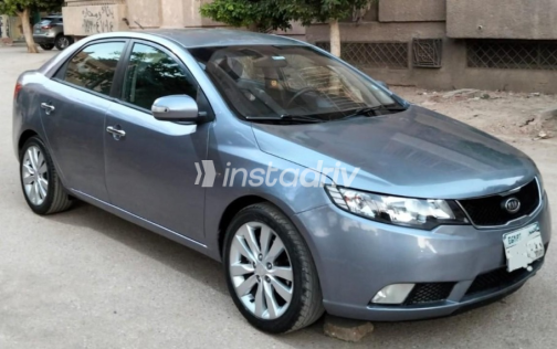 Kia Cerato 2010 Blue Automatic Used for Sale in Cairo - 3