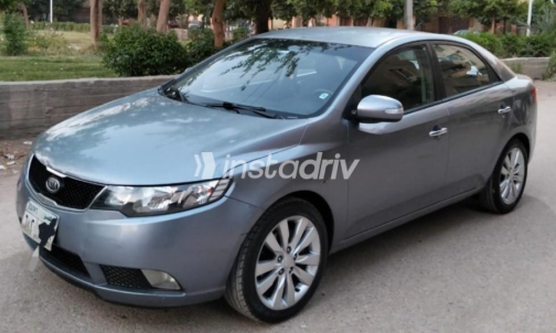 Kia Cerato 2010 Blue Automatic Used for Sale in Cairo - 4