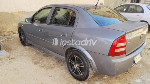 Opel Astra 2004 Dark Gray Automatic Used for Sale in Suez  - 3