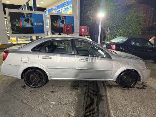Chevrolet Optra 2008 Silver Automatic Used for Sale in Cairo - 2