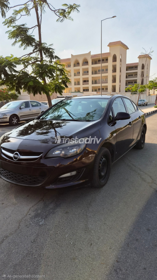 Opel Astra 2013 Brown Automatic Used for Sale in Cairo - 5