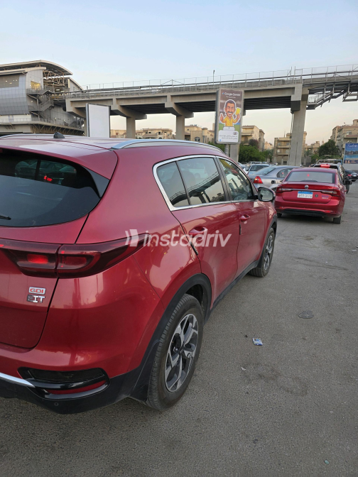 Kia Sportage 2020 Red Automatic Used for Sale in Cairo - 3