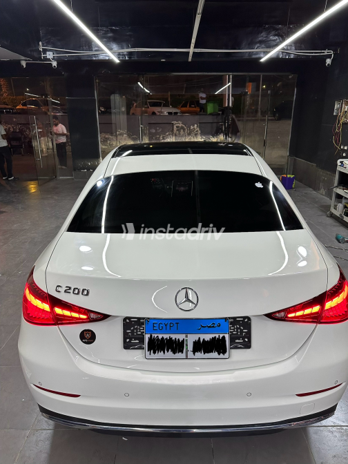 Mercedes C 200 2022 White Automatic Used for Sale in Giza - 3
