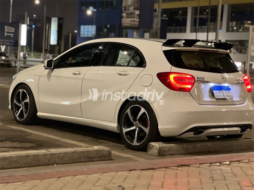 Mercedes A 200 2014 White Automatic Used for Sale in Greater Cairo ( Cairo + Giza) - 5