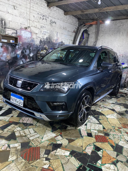 Seat Ateca 2019 Gray Automatic Used for Sale in Damietta - 4