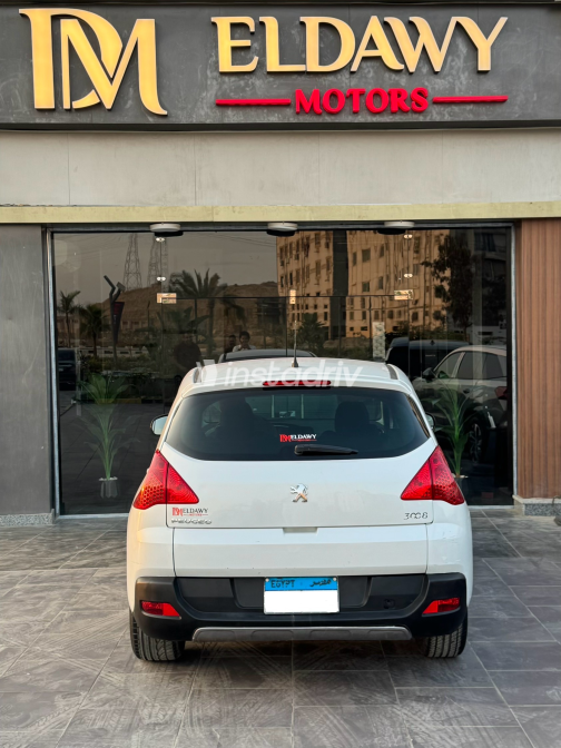 Peugeot 3008 2013 White Automatic Used for Sale in Cairo - 6