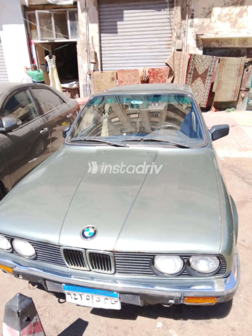 بي ام دبليو 320 1986 أخضر يدوي مستعملة للبيع في الإسكندرية - 3