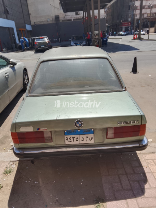 بي ام دبليو 320 1986 أخضر يدوي مستعملة للبيع في الإسكندرية - 5