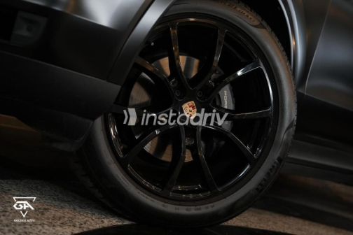 Porsche Cayenne S 2024 Black Automatic Used for Sale in Cairo - 3