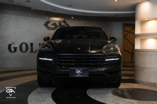 Porsche Cayenne S 2024 Black Automatic Used for Sale in Cairo