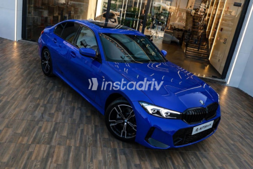 BMW 320 2023 Dark Blue Automatic Used for Sale in Cairo - 7