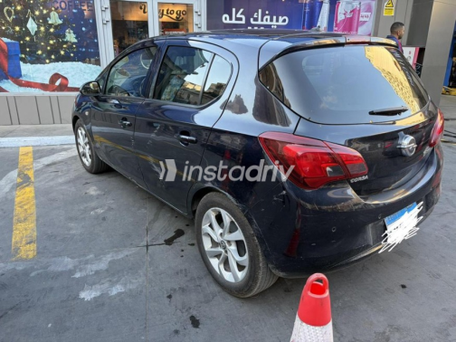 Opel Corsa 2018 White Automatic Used for Sale in Greater Cairo ( Cairo + Giza) - 4