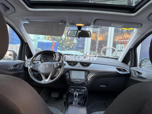 Opel Corsa 2018 White Automatic Used for Sale in Greater Cairo ( Cairo + Giza) - 5