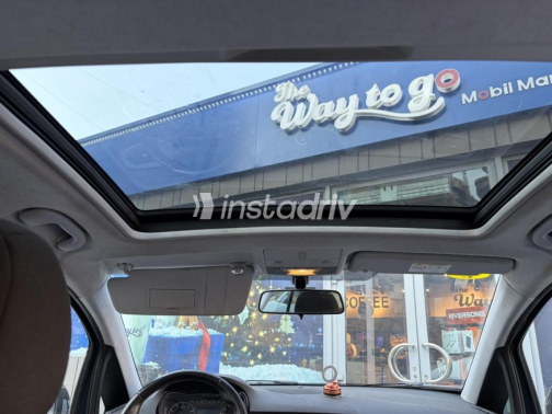 Opel Corsa 2018 White Automatic Used for Sale in Greater Cairo ( Cairo + Giza) - 7
