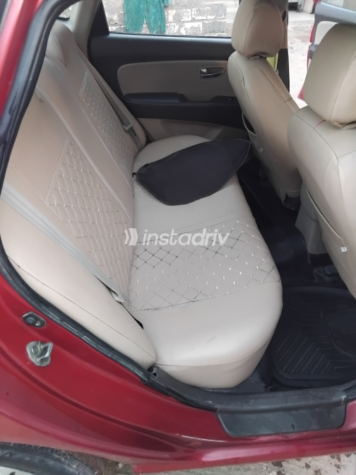 Hyundai Elantra HD 2011 Red Automatic Used for Sale in Abu Hummus - 3