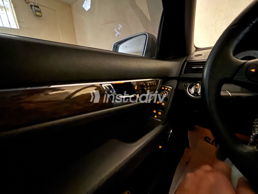 Mercedes C 200 2009 Silver Automatic Used for Sale in Cairo - 3