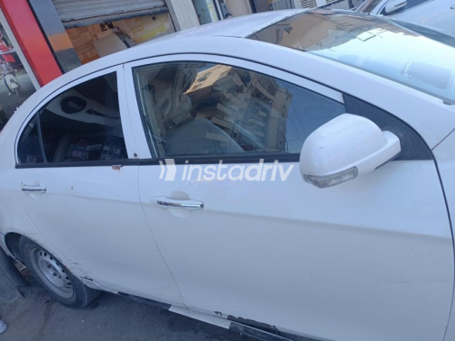 Geely Emgrand 2014 White Manual Used for Sale in El Mahalla - 2
