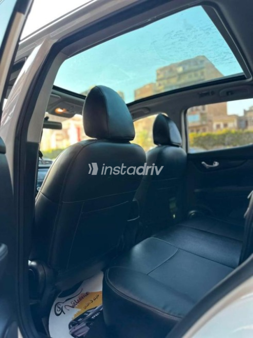 Nissan Qashqai 2019 White Automatic Used for Sale in Greater Cairo ( Cairo + Giza) - 6