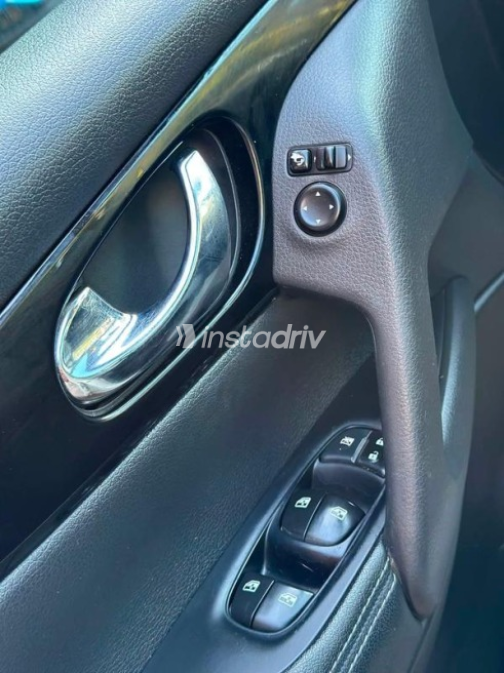 Nissan Qashqai 2019 White Automatic Used for Sale in Greater Cairo ( Cairo + Giza) - 9