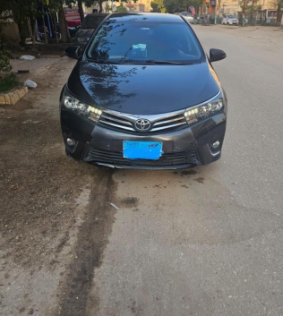Toyota Corolla 2015 Dark Gray Automatic Used for Sale in Giza