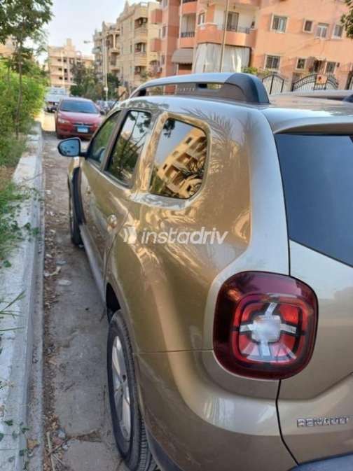 Renault Duster 2021 White Automatic Used for Sale in Greater Cairo ( Cairo + Giza) - 3