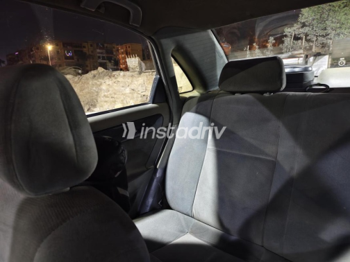 Chevrolet Optra 2008 Black Manual Used for Sale in Cairo - 6