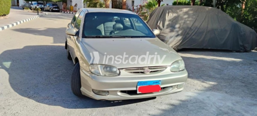 كيا سيفيا 2000 ذهبي يدوي مستعملة للبيع في القاهرة - 5