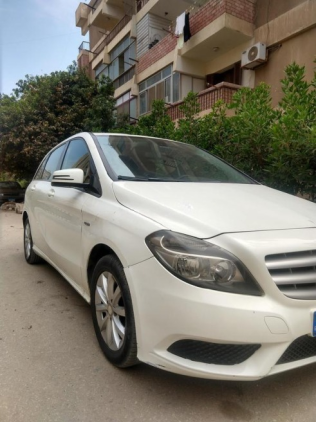 Mercedes B 200 2013 White Automatic Used for Sale in Madinaty