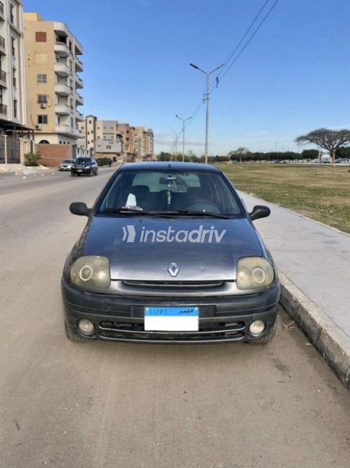 Renault Clio 2001 Gray Manual Used for Sale in Ismailia - 2