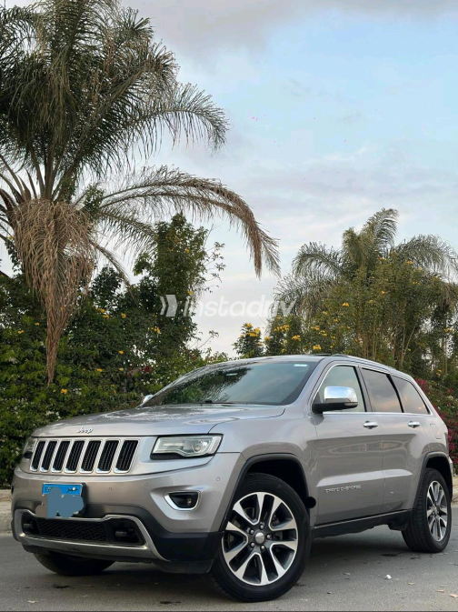 Jeep Grand Cherokee 2018 Gray Automatic Used for Sale in Giza - 7