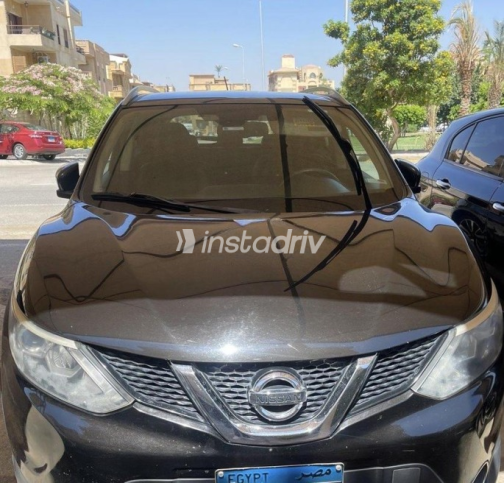 Nissan Qashqai 2018 White Automatic Used for Sale in Greater Cairo ( Cairo + Giza) - 1