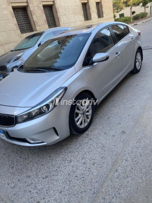 Kia Cerato 2016 Silver Automatic Used for Sale in El Mahalla - 4