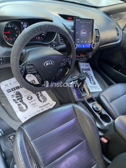 Kia Cerato 2016 Silver Automatic Used for Sale in El Mahalla - 6
