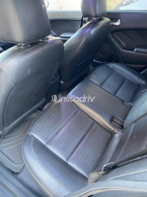 Kia Cerato 2016 Silver Automatic Used for Sale in El Mahalla - 8