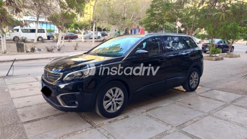 Peugeot 5008 2020 Black Automatic Used for Sale in Nasr city - 2
