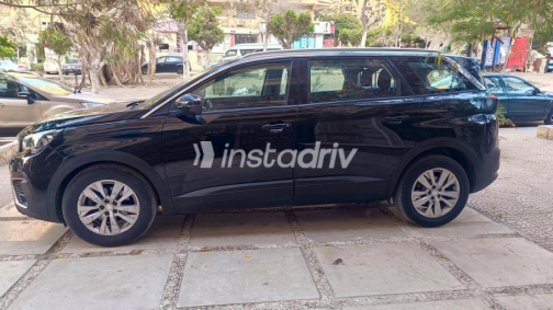 Peugeot 5008 2020 Black Automatic Used for Sale in Nasr city - 5