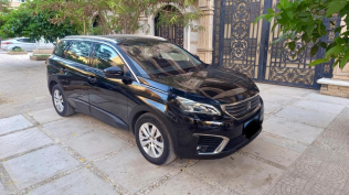 Peugeot 5008 2020 Black Automatic Used for Sale in Nasr city