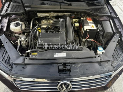 Volkswagen Passat 2017 Dark Red Automatic Used for Sale in 6 October - 1
