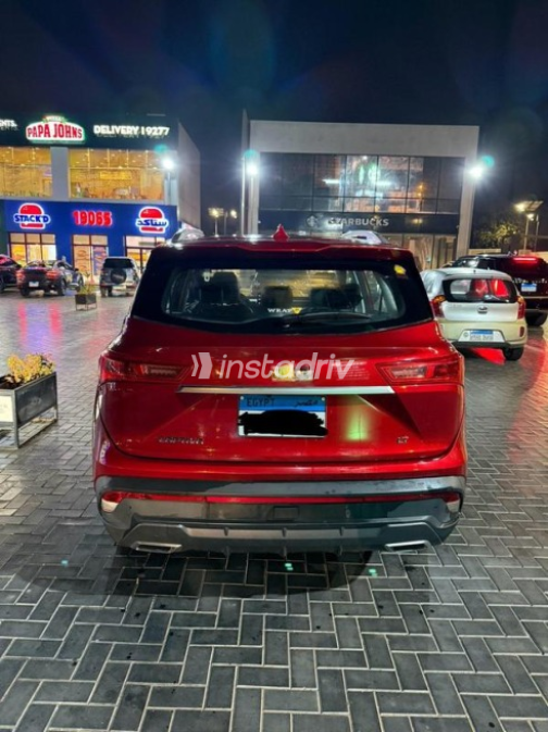 Chevrolet Captiva 2021 White Automatic Used for Sale in Greater Cairo ( Cairo + Giza) - 4